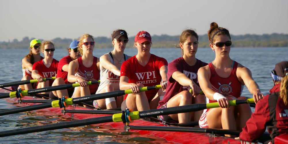 WPI students rowing